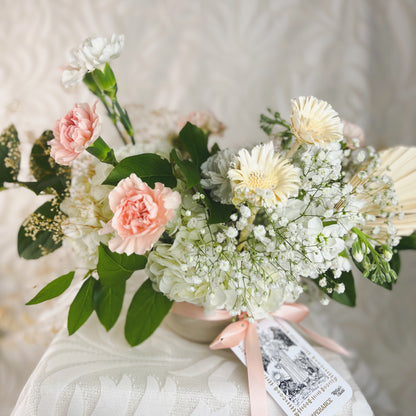 Temperance: Vase Arrangement